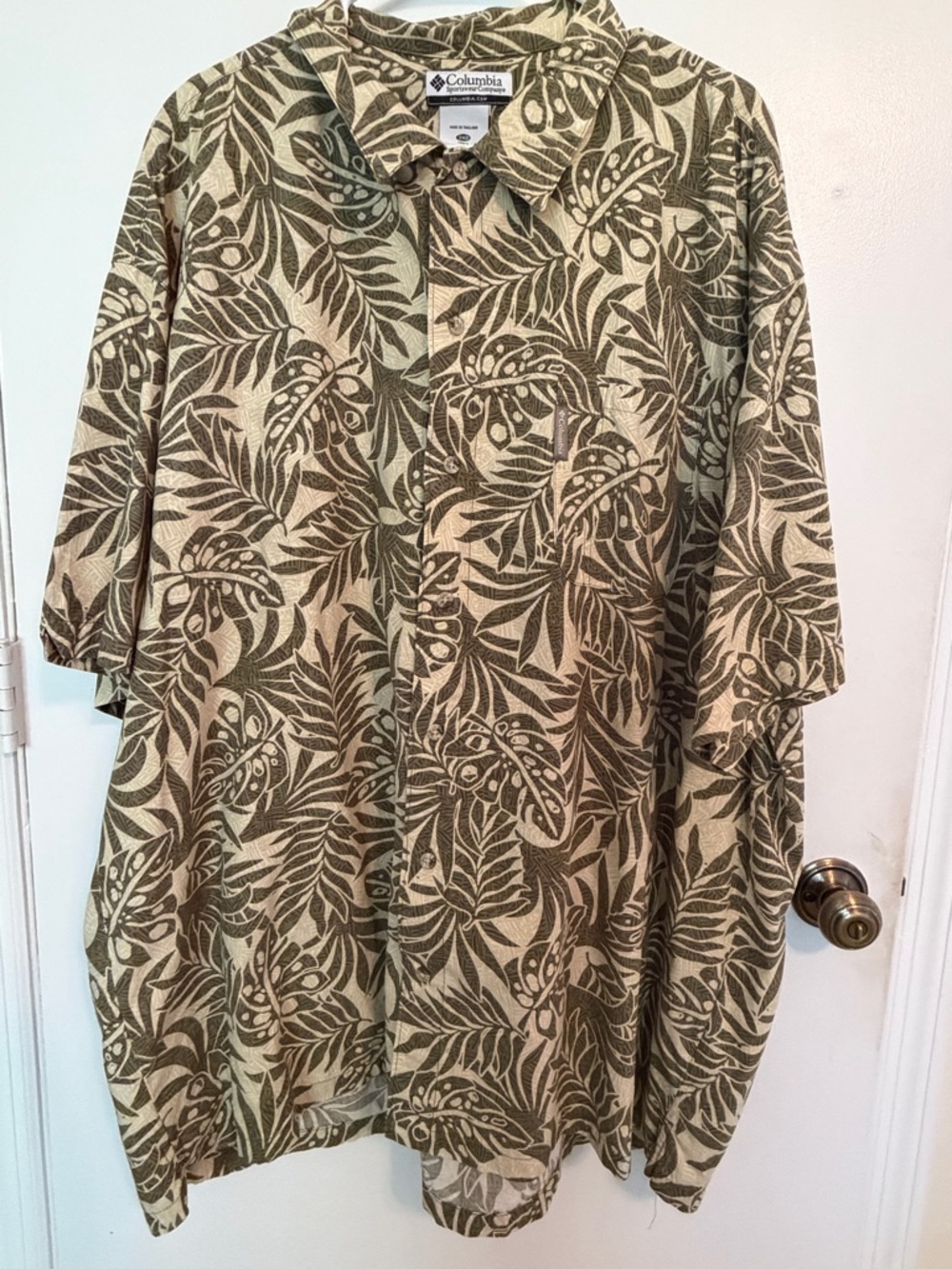 Columbia Men’s Hawaiian Tropical Print Short-Sleeve Shirt- size 3XB